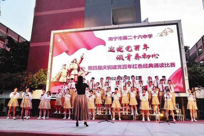 请问怎么样通过自己的手机查老公？游戏画面